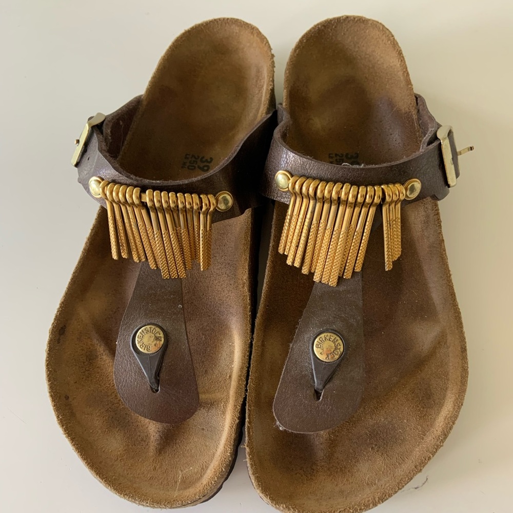 Womens Birkenstock.